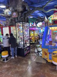 -木马王国(萧山银隆店)