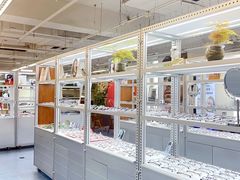 -无奔眼镜·蔡司·依视路授权店(马家堡店)