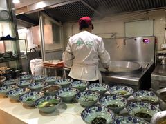 -老新隆牛肉锅贴(新街口店)