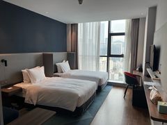 -珠海拱北口岸智选假日酒店