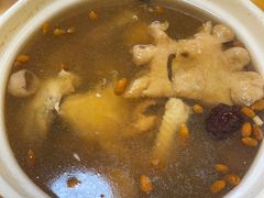 花胶汤-三泉湾侨文化主题餐厅