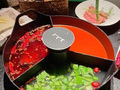 -三出山火锅(南京万象天地店)