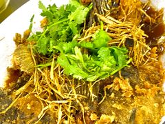 -明记烧鱼美味店