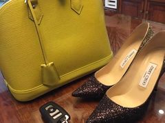 -JIMMY CHOO(海港城精品店)