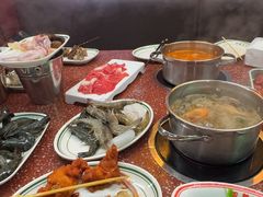 -四囍码头海鲜烧烤自助火锅(外滩南京东路悦荟广场店)