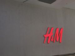 -H&M(乐客城夏庄路店)