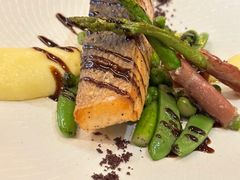 -卡佩罗意大利餐厅及酒吧Al Cappello Trattoria