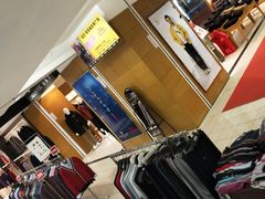 -百盛(中山路店)