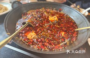 Signature Yellow Catfish Hot Pot