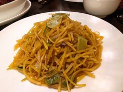 腊八蒜土豆丝黄瓜丝-甄御•海鲜新青岛菜(麦岛店)