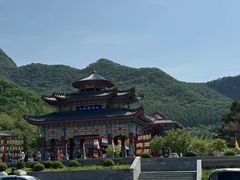 -九鼎铁刹山风景区
