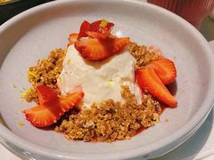 草莓脆粒慕斯-农畉LONFOOD(福田星河COCOPark店)