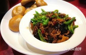 Stir-fried Vegetables with Steamed Cornbread