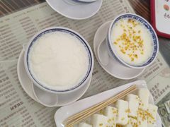 -周大娘牛乳(旧寨古村总店)