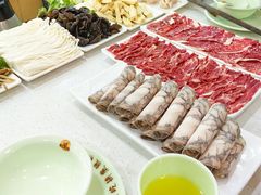 -牛百道·鲜活牛肉馆(天一店)
