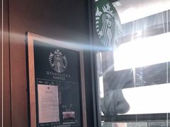 -星巴克(青岛火车北站候车大厅店)