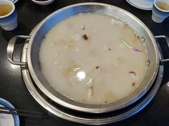 -老来福·非遗酸汤兔(凯旋路店)