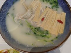 -旺顺阁鱼头泡饼(小红门店)