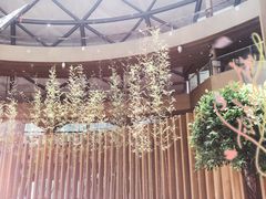 -上海滴水湖皇冠假日酒店