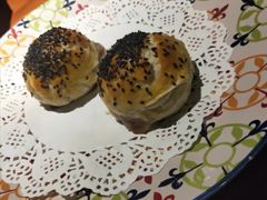 酥皮羊肉烤包子-葡萄集|滋味新疆菜·精酿酒馆(瑞豪酒店)