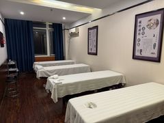 -手佳按摩·足疗·艾灸(龙江店)