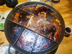 -白乐天毛肚火锅馆(解放碑店)
