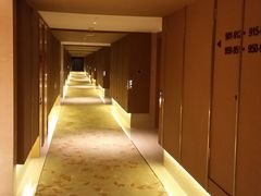 -上海中航虹桥机场泊悦酒店