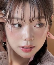 -明天见·化妆造型工作室