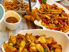 泡椒肥肠-椿记烧鹅(叠彩店)