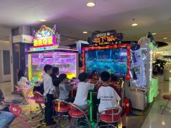 -Fang Fang Monkey·方方猴(国瑞购物中心店)