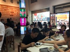 等位区-梧州双钱龟苓膏(丽港航母店)