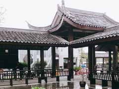 -慈城服务区-停车场