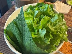 -明洞阿姨·韩式酱蟹烤肉·创意料理(三元桥店)