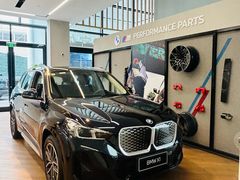 -上海宝信宝马4S店