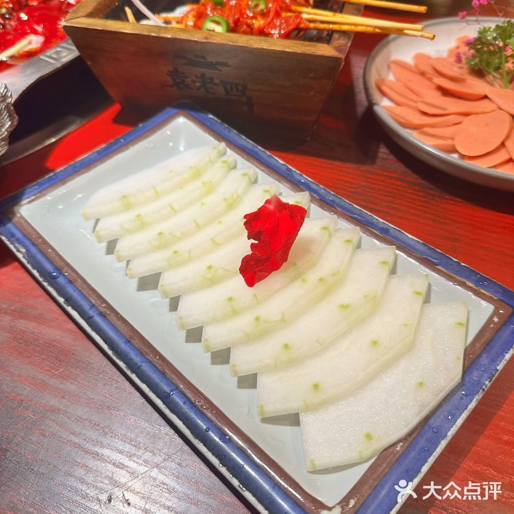 不知道吃什么的时候,选火锅肯定不会错啦