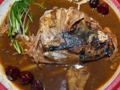 垮炖胖鱼头泡饼-大碗居·烤鸭·鱼头泡饼(天坛东门店)