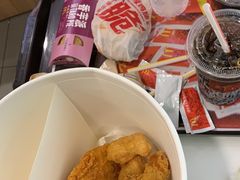 -麦当劳(新城市广场店)
