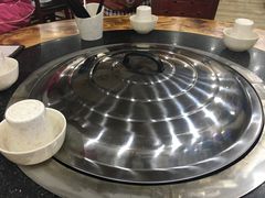 -粘豆包柴火铁锅炖