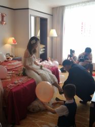 -艾米丽婚纱礼服