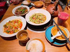 -吃饭皇帝大(长宁龙之梦店)