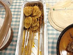 -老街烧烤大排档·地道湖北菜·龙虾馆(汉口火车站店)