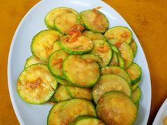 咸蛋黄炒小瓜-甜甜屋(解放中路店)