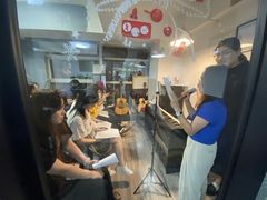 -梅纳·钢琴声乐架子鼓Mena Music(双井店)