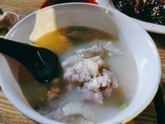 -雷祖芳老妈蹄花店