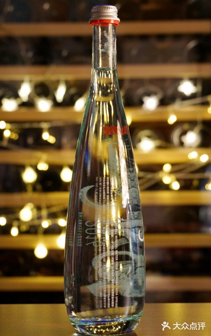 农夫山泉的最高端产品~莫涯泉
