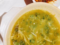 -渝是乎酸菜鱼(龙旗购物中心店)