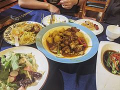 -伊带伊路新疆美食府(呼家楼店)