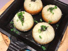 黑松露生煎包-梧桐北京烤鸭·铜锅涮肉(海岸城店)