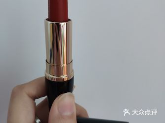 属于入门级别的口红，涂个开心