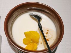 自制酸奶-悦融琥珀·京鲁菜·海味珍品(西单店)